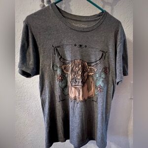 Rowdy Crowd-
Gray Graphic T-Shirt with Bull Design